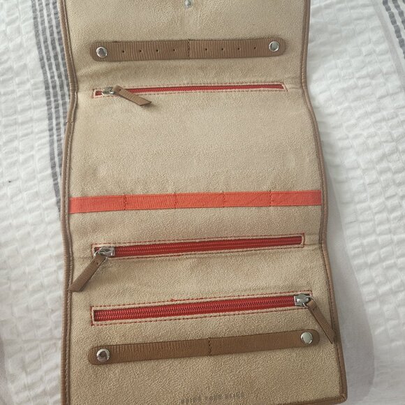 Stella & Dot Jewelry Travel Organizeer - Picture 2 of 5